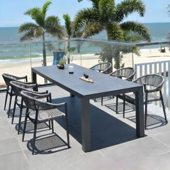 Atlas Dinning Table
