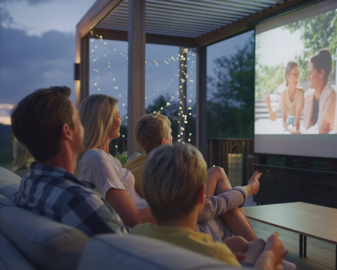 polycarbonate-roof-pergola
